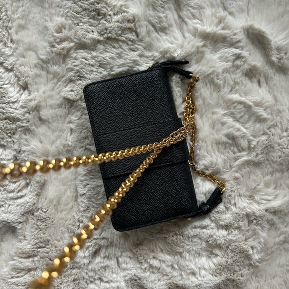 A beautiful small bag . In perfect condition. - Picture 2 of 6